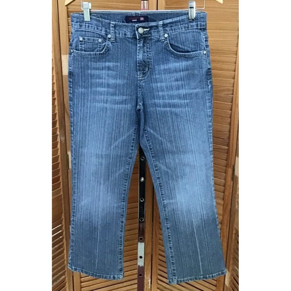 Vigoss Women's Mid Rise Cropped Jeans Size 9/10 - Picture 1 of 7